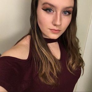 Meet your Posher, Gab